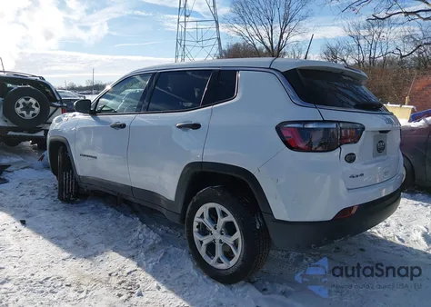 2024 Jeep Compass Sport 4X4 z USA, uszkodzony, nr VIN 3C4NJDAN6RT124293